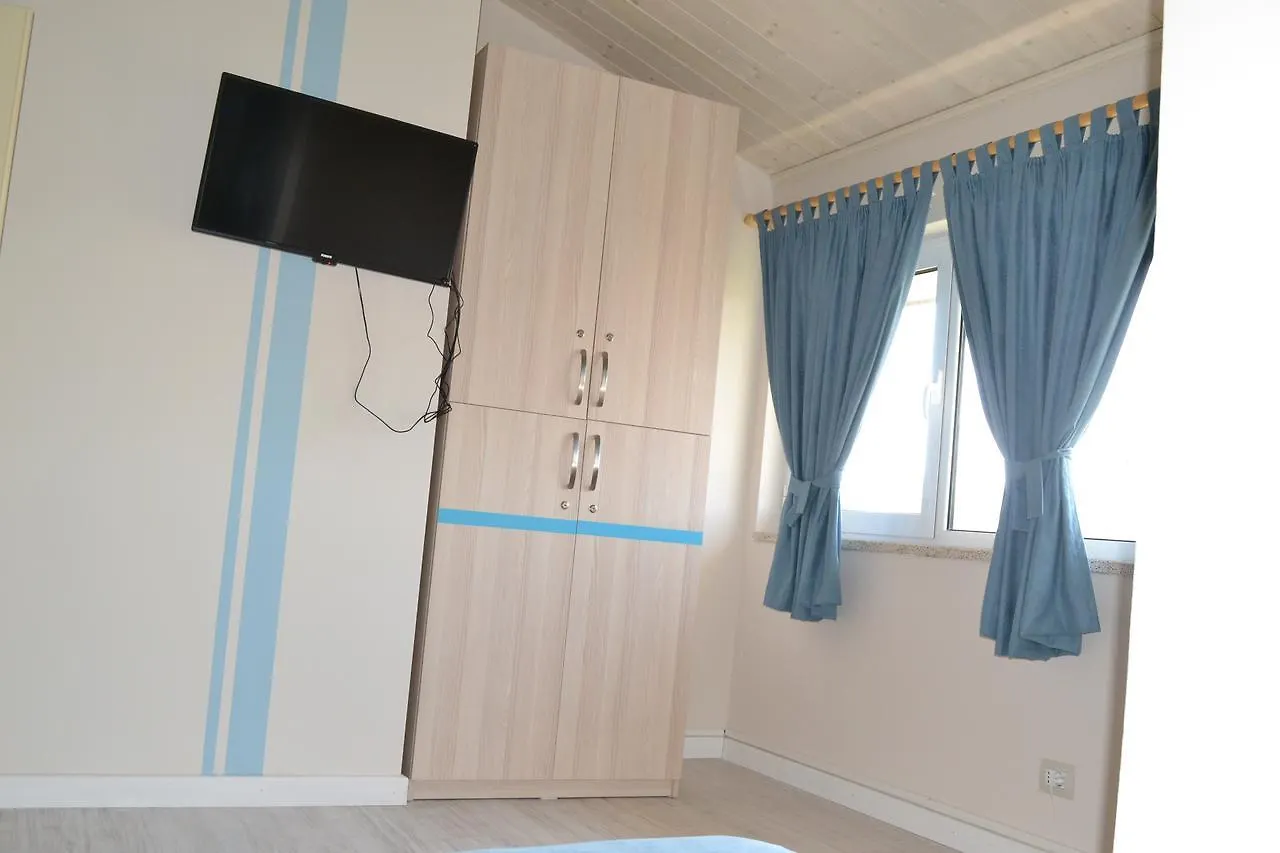 Open Doors Bed & Breakfast Шкодер 3*,  Албания