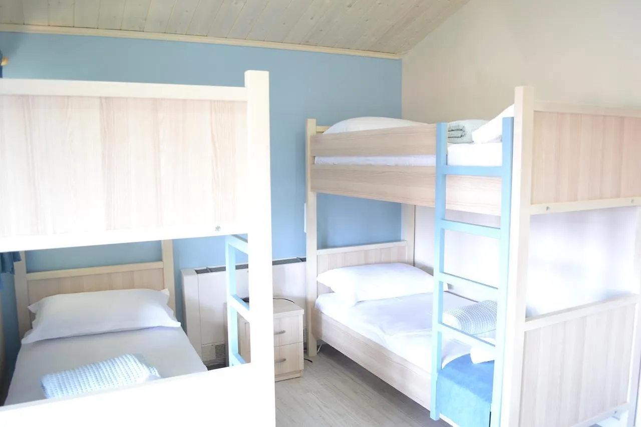 Open Doors Bed & Breakfast Шкодер