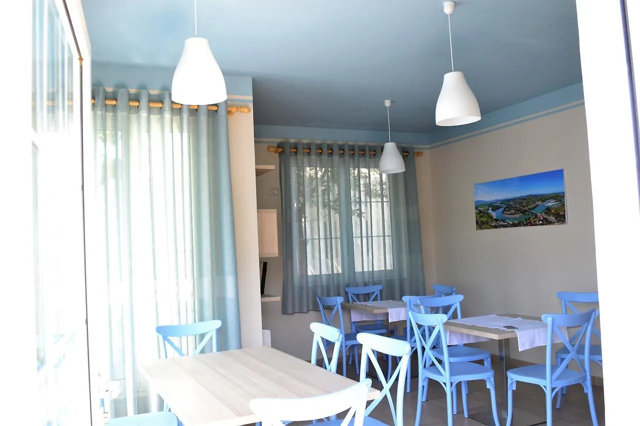 Open Doors Bed & Breakfast Shkoder 3*,  Albania