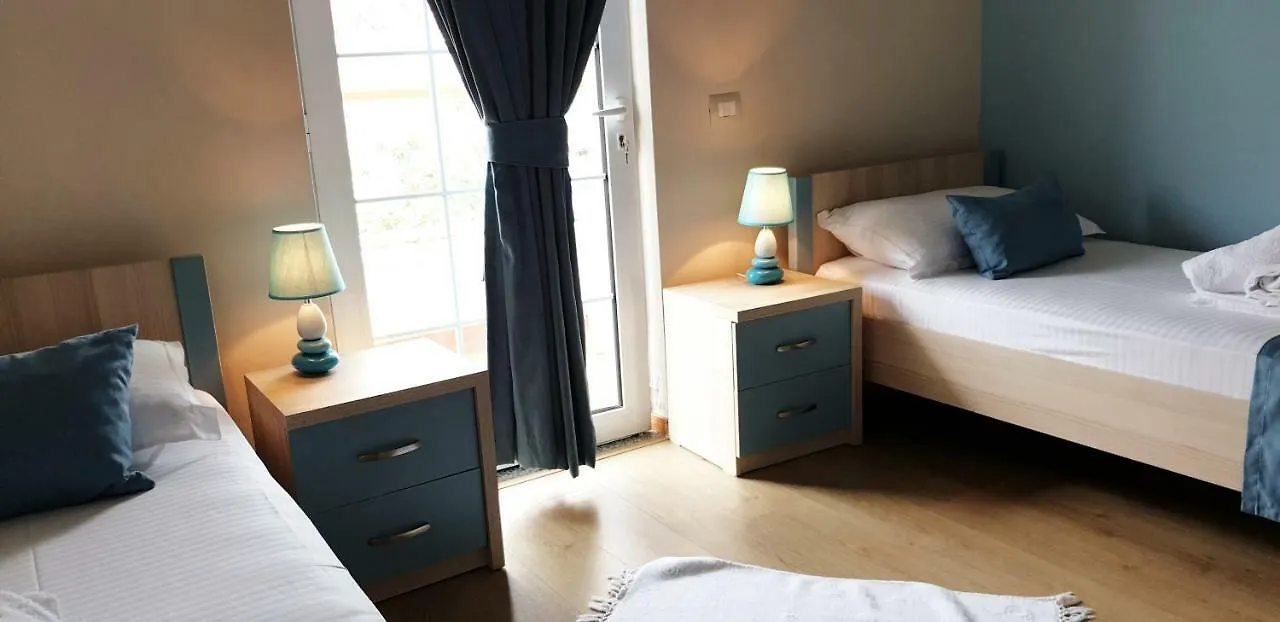 Open Doors Bed & Breakfast Shkodër 3*,